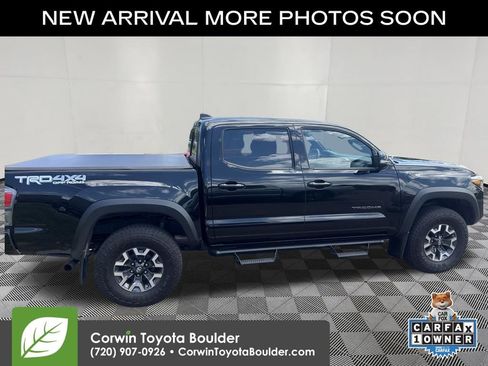 Used 2023 Toyota Tacoma TRD Off-Road w/ Technology Package AWD/4WD image 9