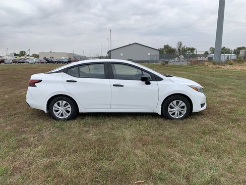 New 2025 Nissan Versa S w/ Trunk Package image 4