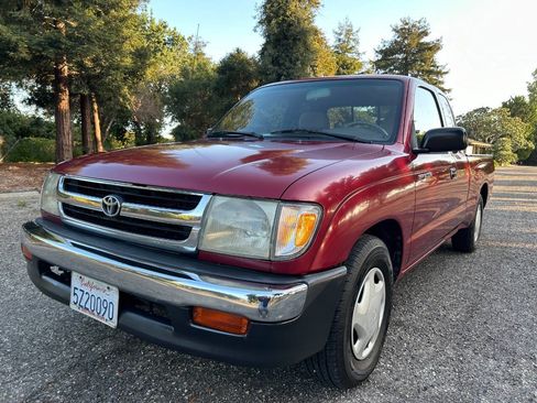Used 1999 Toyota Tacoma 2WD Xtracab image 1