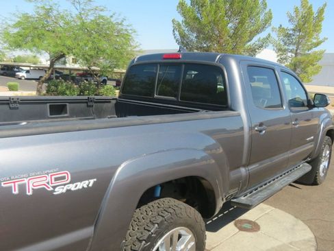 Used 2012 Toyota Tacoma 4x4 Double Cab image 10