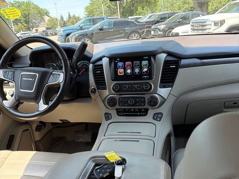 Used 2018 GMC Yukon XL Denali w/ Denali Ultimate Package AWD/4WD image 16