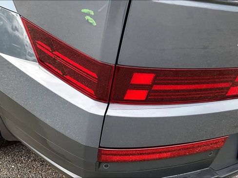 Certified 2026 Hyundai Santa Fe SEL FWD image 31