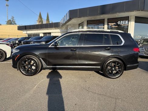 Used 2020 BMW X7 xDrive40i w/ Premium Package image 2
