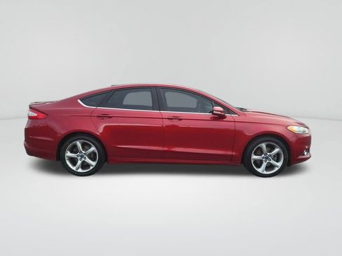 Used 2014 Ford Fusion SE image 8