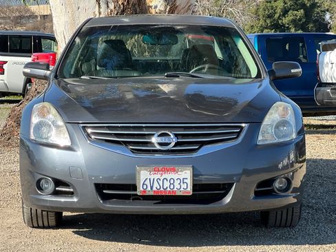 Used 2012 Nissan Altima 3.5 SR w/ Sport Pkg image 11