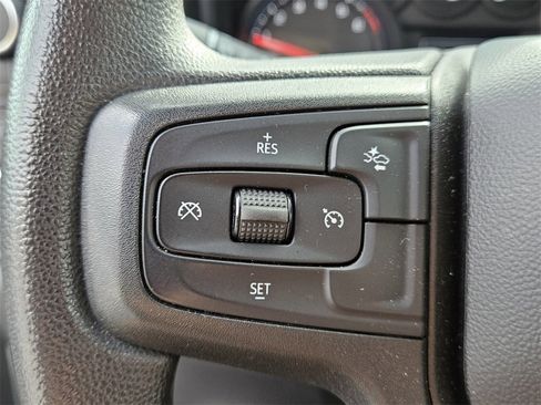 Used 2024 Chevrolet Silverado 1500 Custom image 25