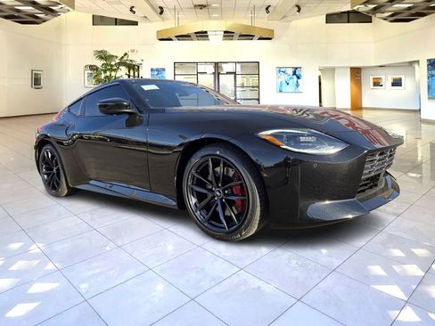 New 2026 Nissan Z Performance w/ Floor Mat Package RWD image 2