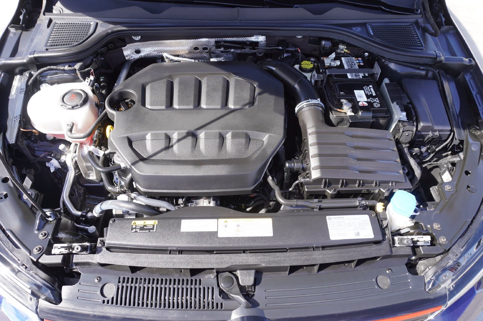 Used 2023 Volkswagen GTI SE FWD image 20