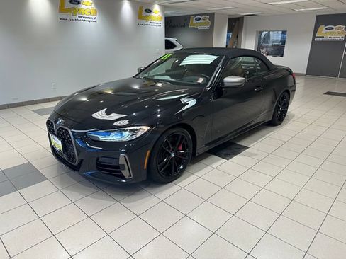 Used 2021 BMW M440i Convertible w/ Premium Package RWD image 2