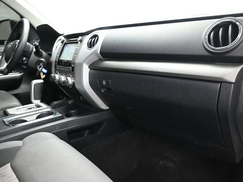 Used 2016 Toyota Tundra SR5 w/ SR5 Upgrade Package AWD/4WD image 25