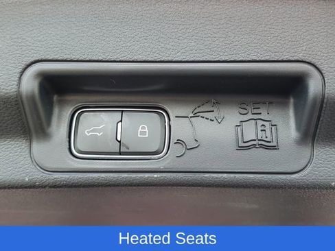 Used 2025 Ford Explorer ST-Line w/ Premium Package image 9