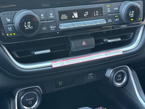 New 2026 Toyota Grand Highlander AWD Hybrid image 24