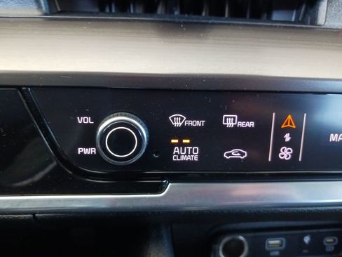 Used 2023 Kia Sportage EX image 23