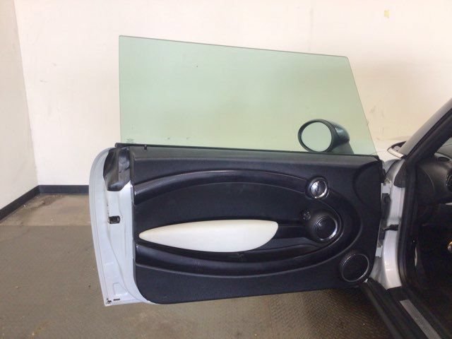 Used 2013 MINI Cooper S w/ Technology Pkg 1 FWD image 13