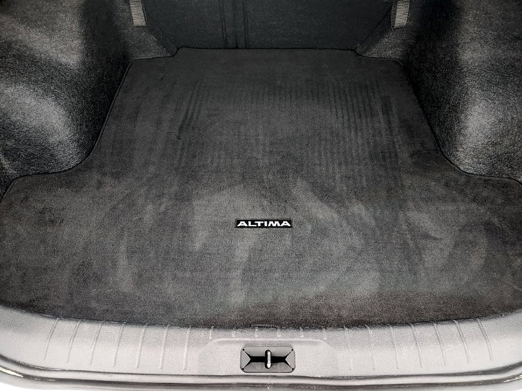 Used 2025 Nissan Altima 2.5 SV FWD image 32