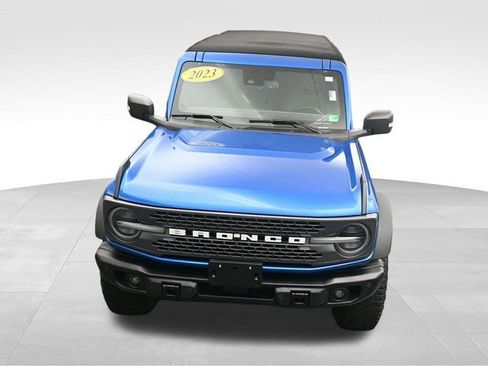 Used 2023 Ford Bronco Badlands image 21