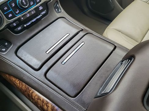 Certified 2019 Chevrolet Tahoe Premier image 16