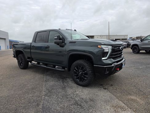 New 2026 Chevrolet Silverado 2500 LT w/ Trail Boss Package AWD/4WD image 7