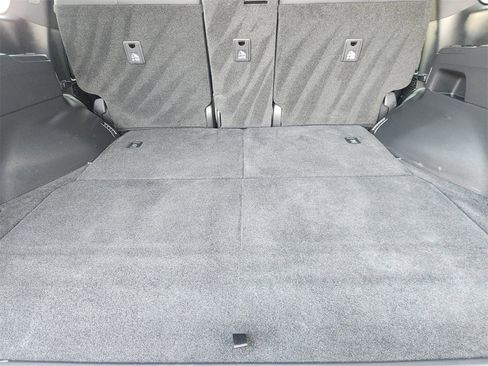 Certified 2025 Lexus LX 600 4WD w/ Luxury Package image 36