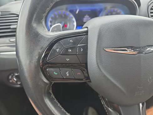 Used 2020 Chrysler 300 S w/ 300S Premium Group 2 RWD image 16