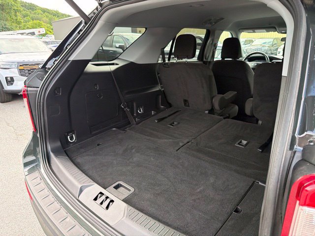Used 2023 Ford Explorer XLT AWD/4WD image 46