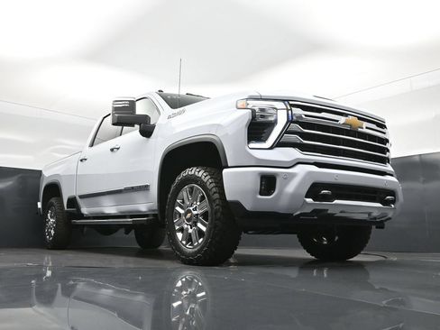 New 2026 Chevrolet Silverado 2500 High Country w/ High Country Premium Package AWD/4WD image 52