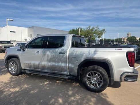 Used 2022 GMC Sierra 1500 SLT AWD/4WD image 8
