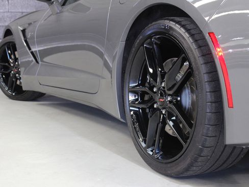 Used 2016 Chevrolet Corvette Stingray Coupe w/ 2LT Preferred Equipment Group image 25