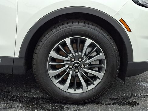 Certified 2023 Lincoln Nautilus Reserve AWD/4WD image 8