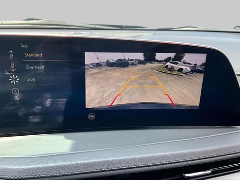 Used 2025 Cadillac XT4 Premium Luxury FWD image 25