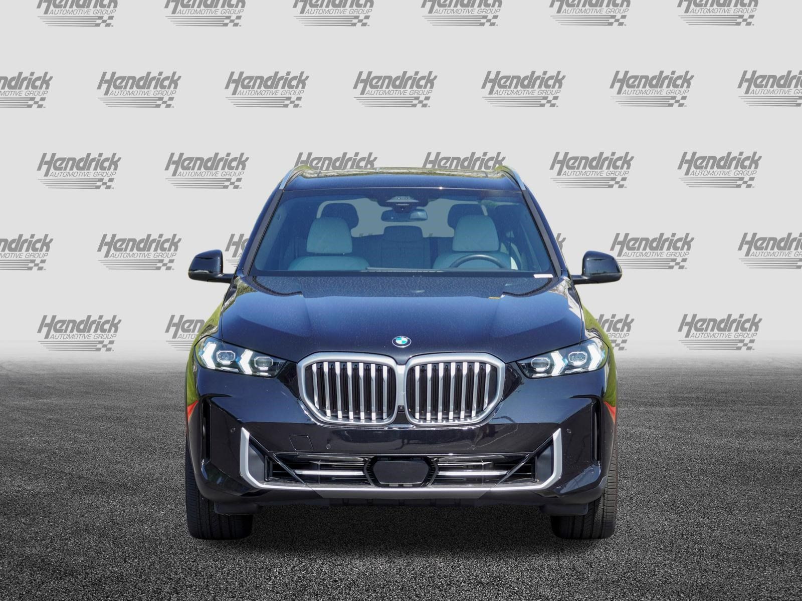 Certified 2025 BMW X5 sDrive40i w/ Climate Comfort Package RWD image 3
