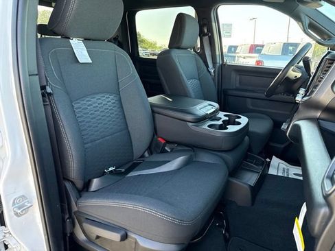 New 2026 RAM 2500 Tradesman AWD/4WD image 12