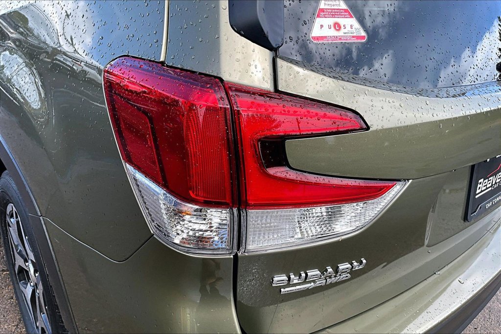 Used 2023 Subaru Forester Premium AWD/4WD image 30