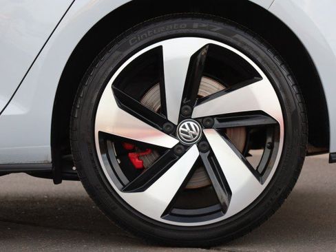 Used 2020 Volkswagen GTI SE FWD image 55