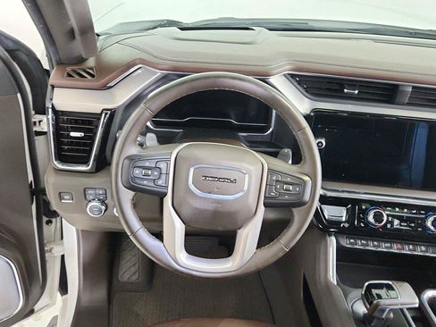 Used 2024 GMC Sierra 1500 Denali w/ Technology Package AWD/4WD image 23