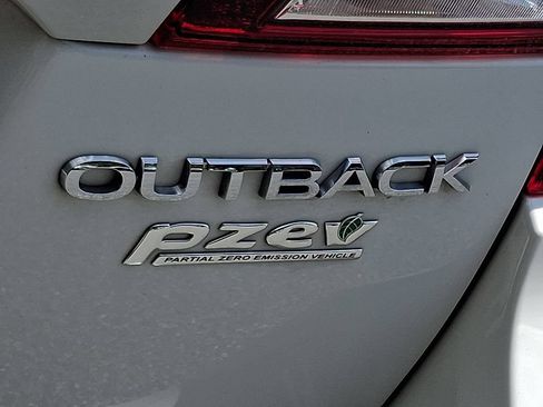 Used 2016 Subaru Outback 2.5i Premium AWD/4WD image 30