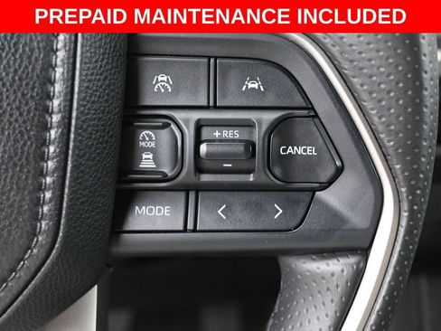 Certified 2025 Toyota 4Runner SR5 AWD/4WD image 17