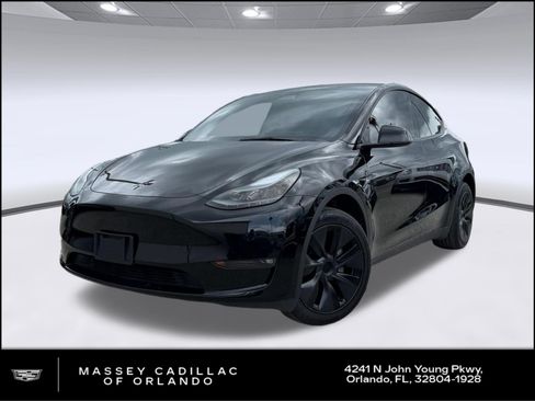 Used 2025 Tesla Model Y Long Range AWD/4WD image 1