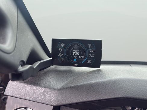 Used 2015 Ford F250 Platinum w/ FX4 Off-Road Package AWD/4WD image 21