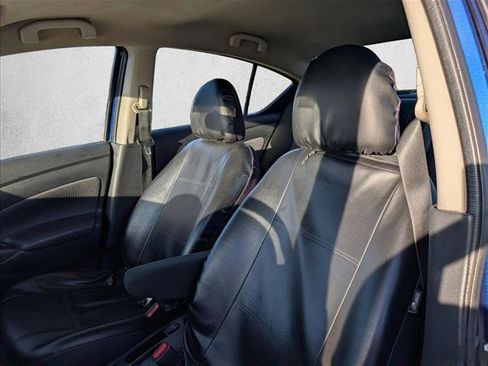 Used 2018 Nissan Versa SV image 15