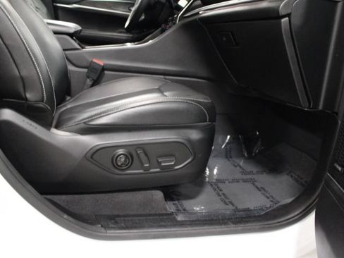 Used 2021 Jeep Grand Cherokee L Limited AWD/4WD image 25