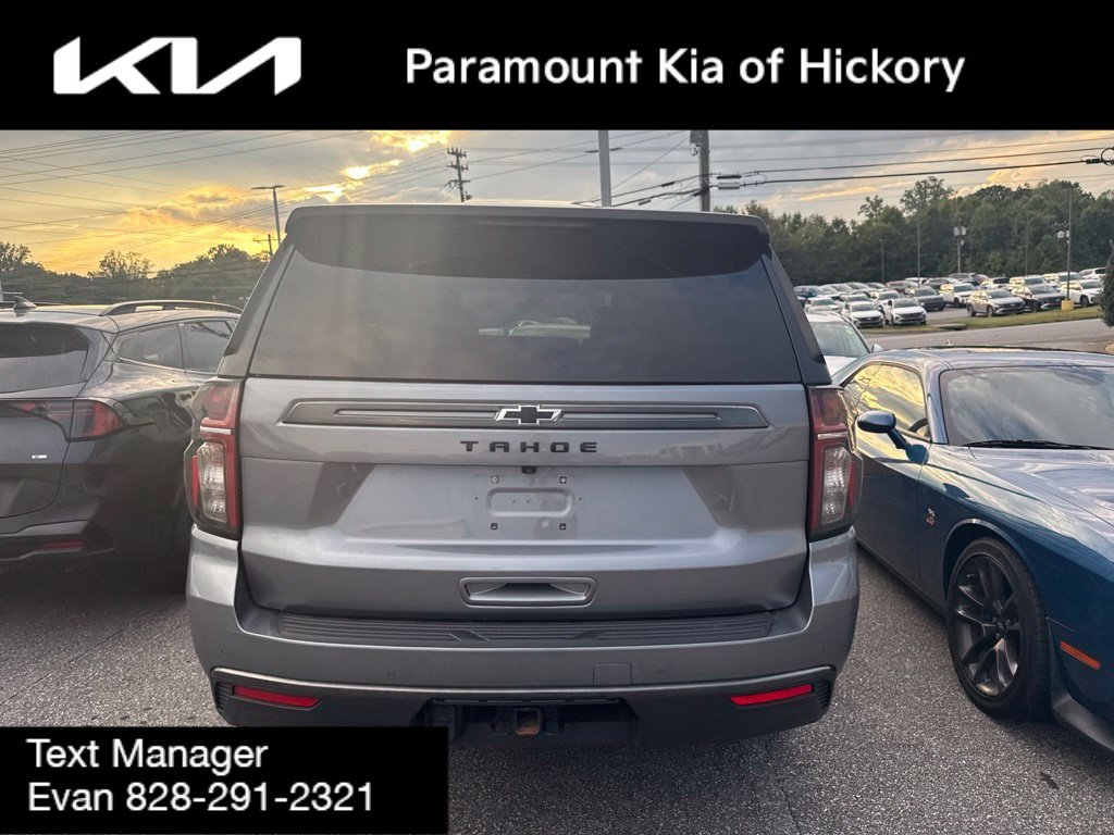 Used 2022 Chevrolet Tahoe Z71 w/ Luxury Package AWD/4WD image 4