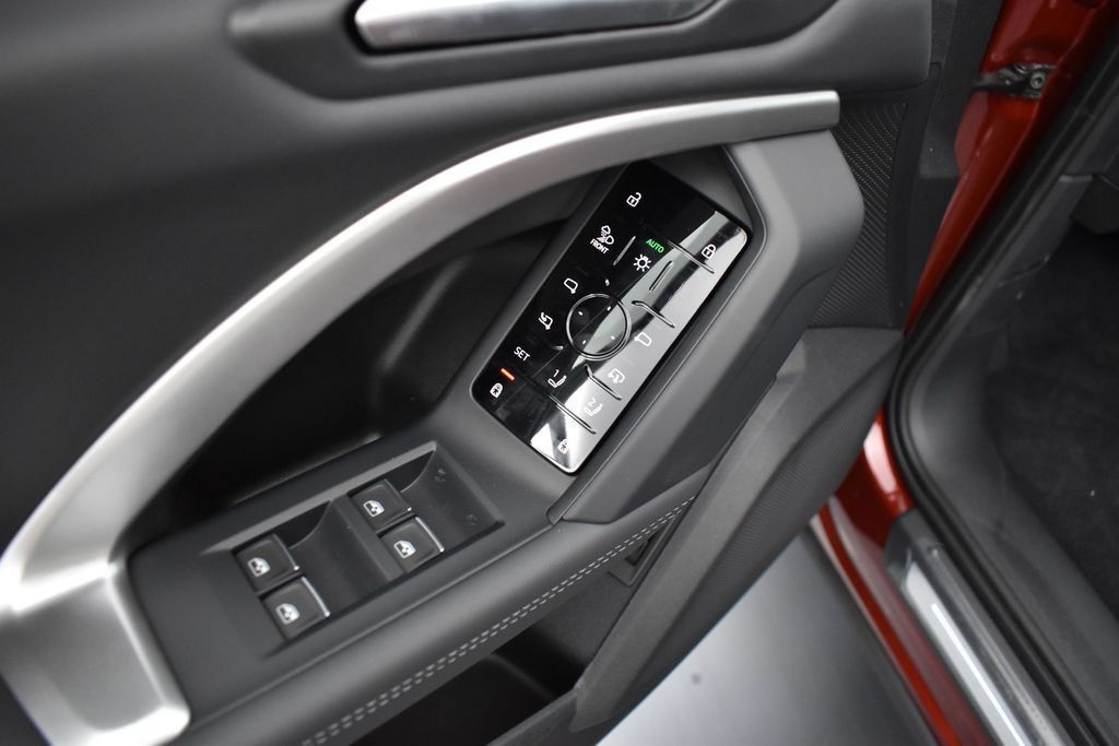 New 2026 Audi Q5 Premium Plus AWD/4WD image 6
