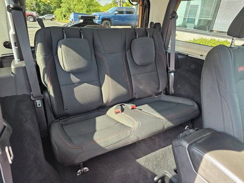 Used 2021 Jeep Wrangler Rubicon AWD/4WD image 12