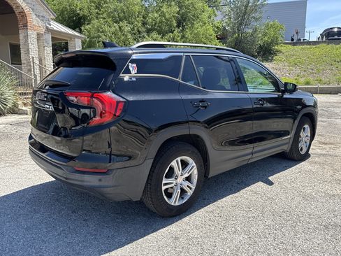 Used 2019 GMC Terrain SLE w/ Driver Convenience Package FWD image 5