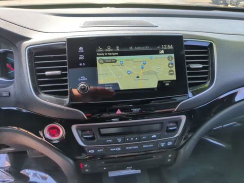 Used 2022 Honda Pilot Black Edition image 16