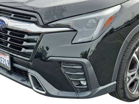 Used 2023 Subaru Ascent Touring image 9