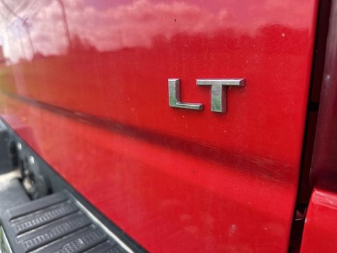 Used 2024 Chevrolet Silverado 1500 LT image 12