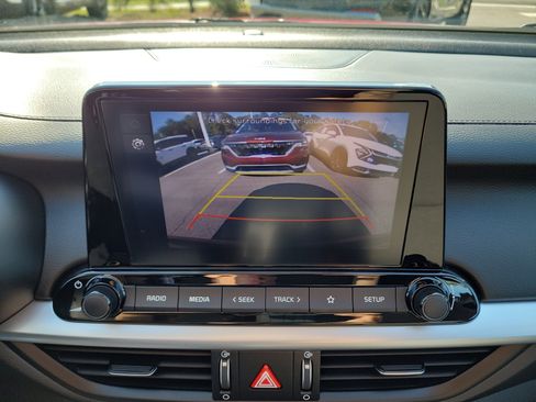 Certified 2023 Kia Forte LXS w/ LXS Technology Package FWD image 31
