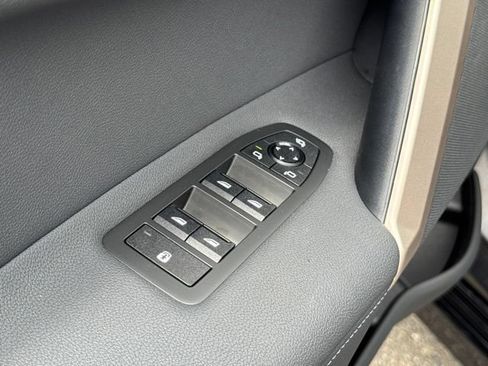 Used 2026 BMW iX xDrive60 AWD/4WD image 20